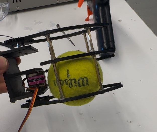 Motorised Claw CAD
